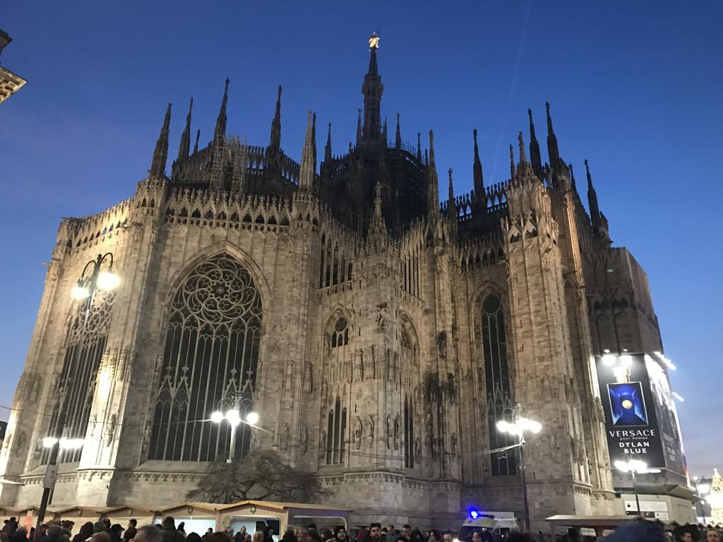 Kibilu - Via Falcone - City Centre - Duomo Mailand Exterior foto